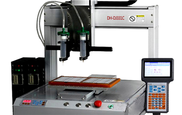 自动点胶机与手动点胶机的区别是什么？厂家如何选择